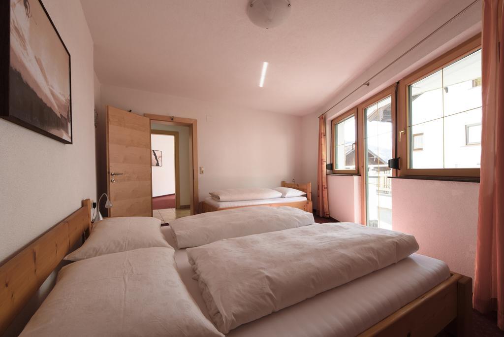 Appartement Strolz Schnann Room photo